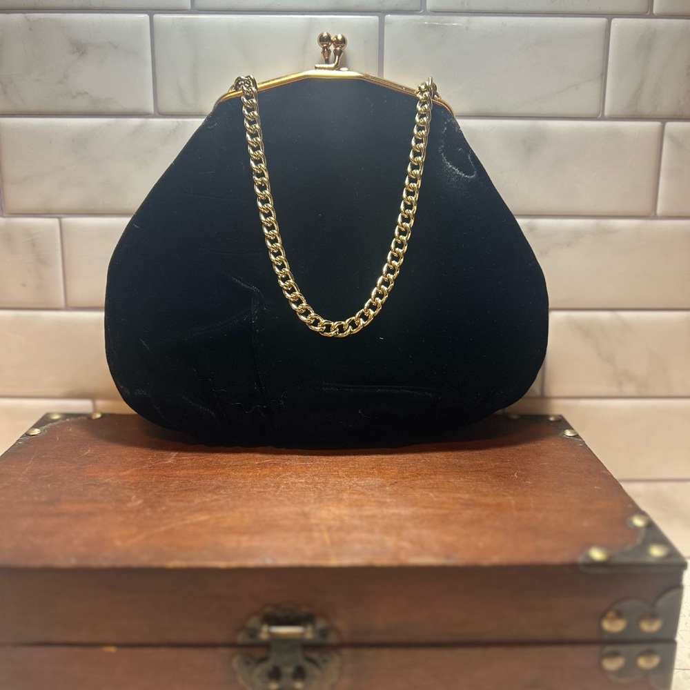 Vintage Black Velvet Clutch with Gold Kiss Lock and Chain